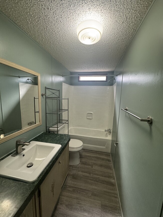 Building Photo - 30 Aaron Dr