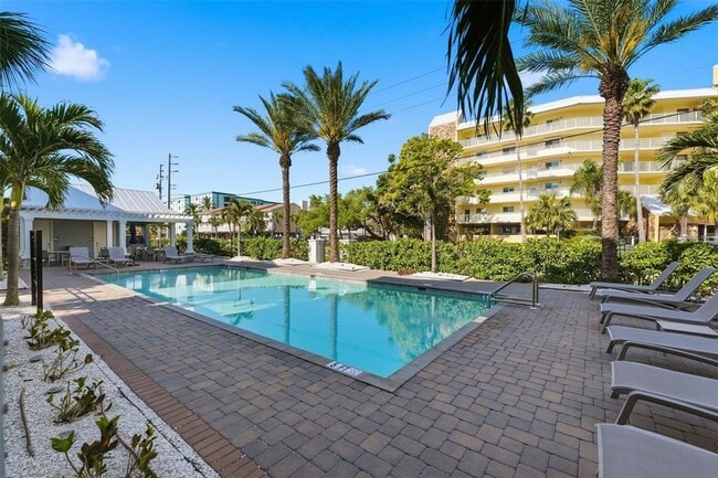 Building Photo - 2516 Coral Ct.