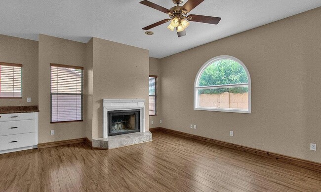 Building Photo - 3110 W Baylor Ln