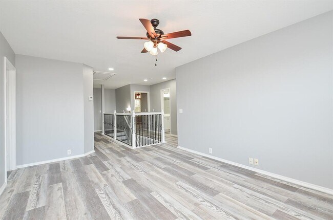 Building Photo - 20131 Larkspur Landing