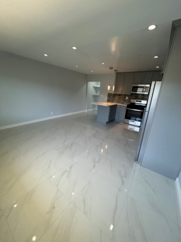 Building Photo - 4660 Kester Ave