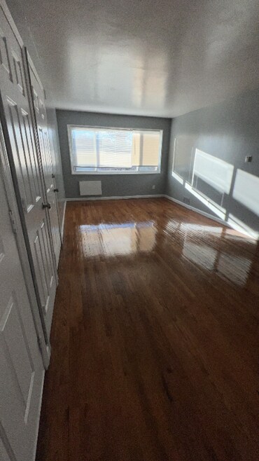 Building Photo - 12635 Outer Dr W