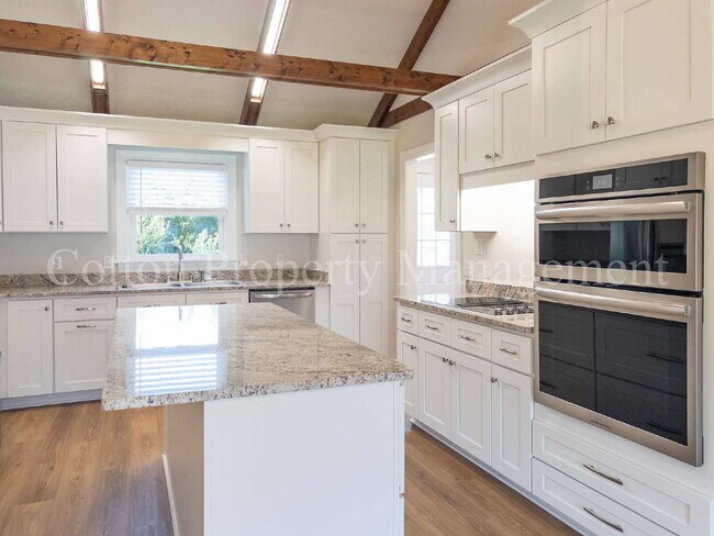 Building Photo - 4602 Terry Ln