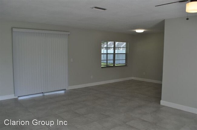 Building Photo - 17 Felter Ln