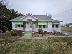 Building Photo - 513 E Baltimore St