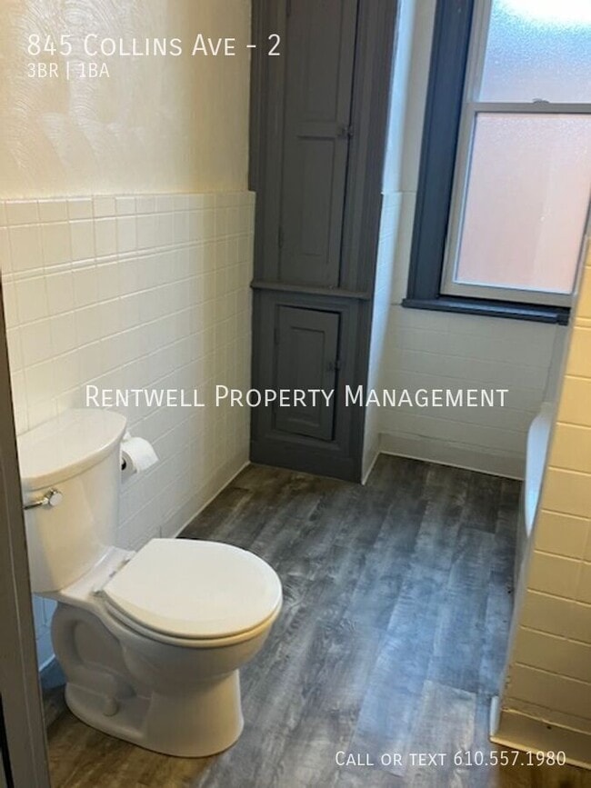 Building Photo - 845 Collins St