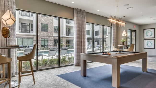 Building Photo - 4139 Bellaire Blvd