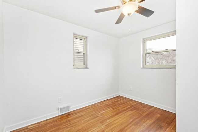 Building Photo - AVAILABLE MID-MARCH! Don’t miss this STUNNING 3 BEDROOM BRICK HOME LOCATED IN WEST VIEW!