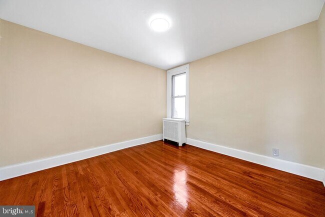 Building Photo - 387 Bayard Rd