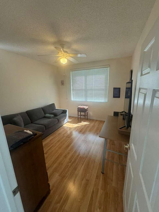 Building Photo - 7874 Laina Ln