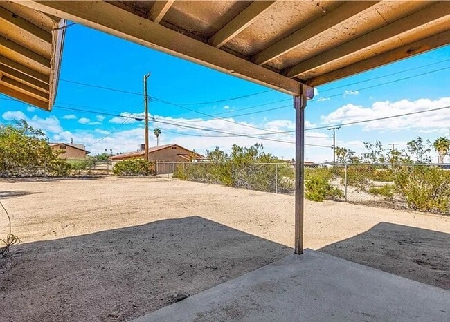 Building Photo - 5464 Mariposa Ave
