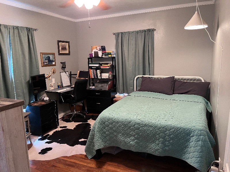 Building Photo - 400 S 1st St