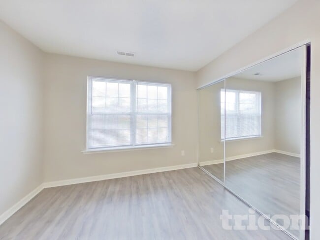 Building Photo - 3097 Teton Dr