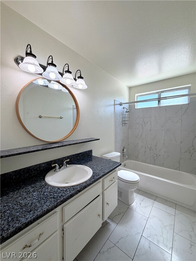 Building Photo - 6969 Mountain Moss Dr