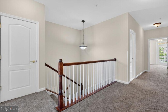 Building Photo - 42563 Highgate Terrace