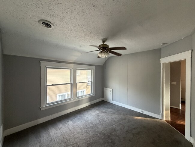 Building Photo - 4218 Denison Ave