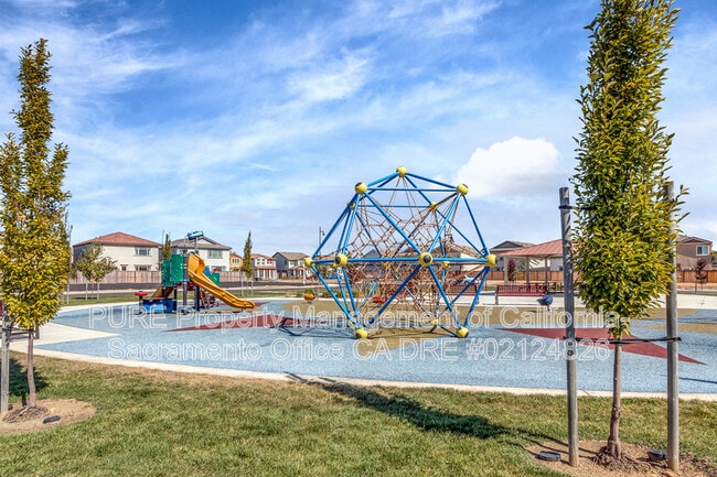 Building Photo - 10924 Arrington Dr