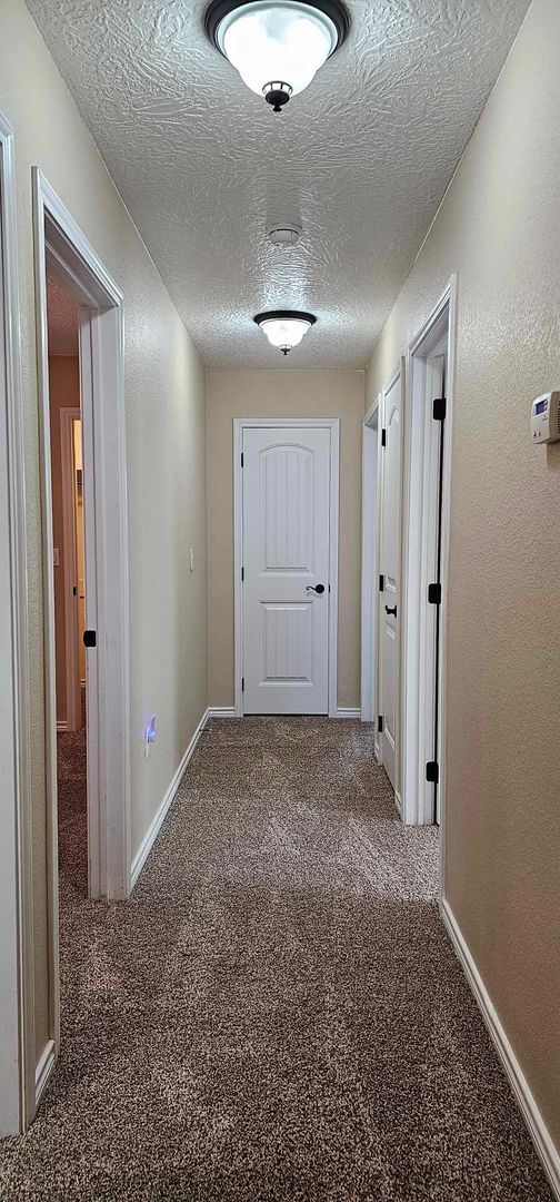 Building Photo - Beautiful 4 bedroom, 2 bath home for rent