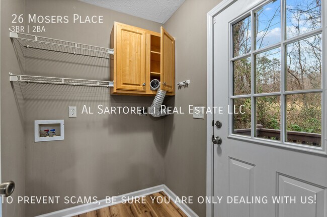 Building Photo - 26 Mosers Pl