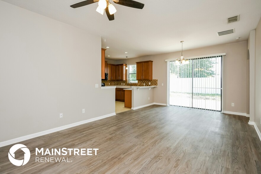 Building Photo - 4632 Doral Park Ave