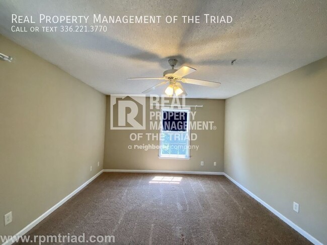 Building Photo - *Move In Special* Deacon Ridge Gated Commu...