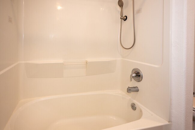 Building Photo - 5403 Rosser Ruby Way