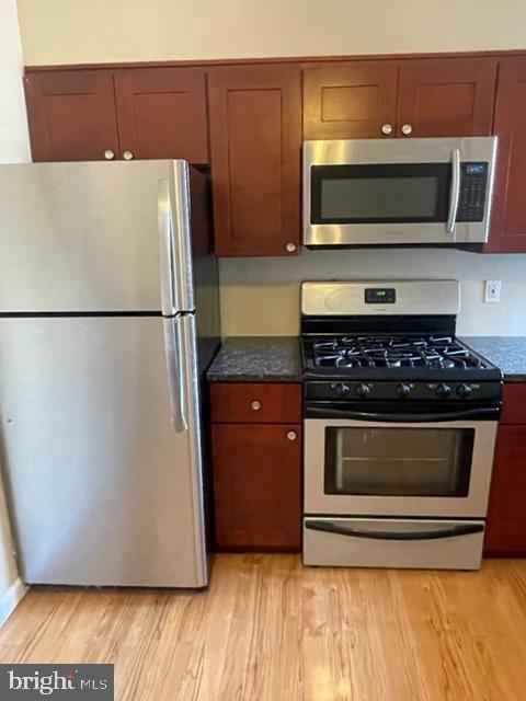 Building Photo - 2235 S Clarion St