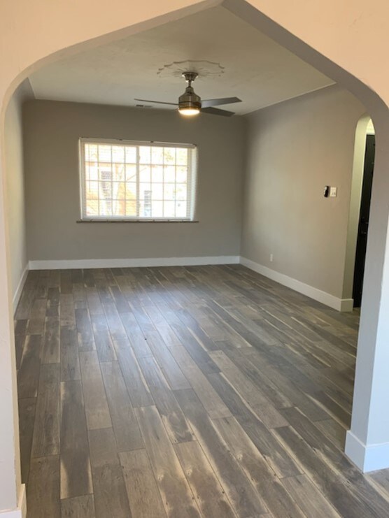 Building Photo - 6475 Nottingham Ave