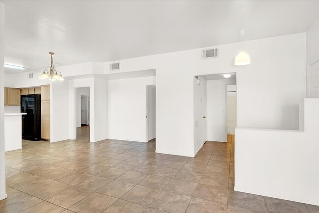 Building Photo - 5116 Jordan Frey St