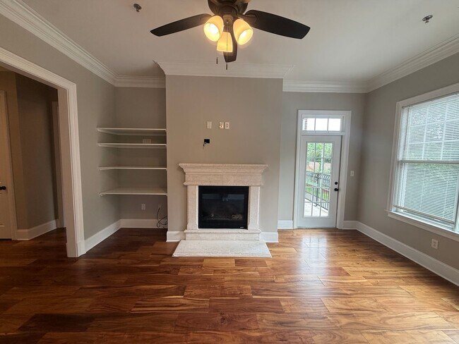Building Photo - 4120 Ridgefield Dr