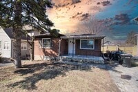 Building Photo - 855 Academy Ave