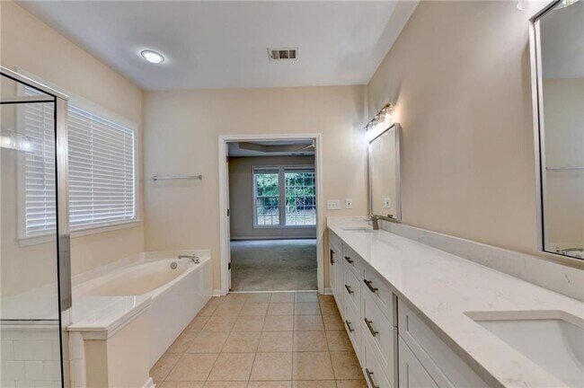 Building Photo - 5073 Aurelia Trail NW