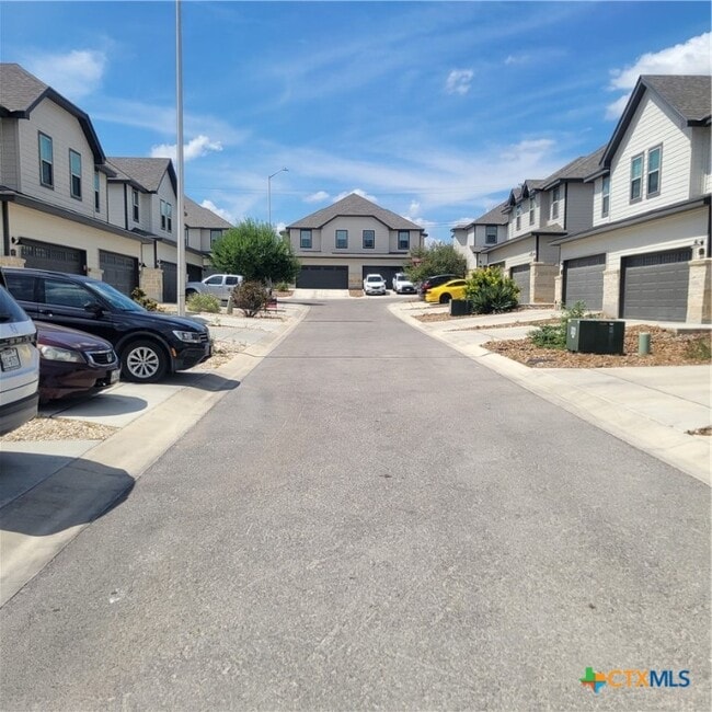 Primary Photo - 1655 Barrett Ave