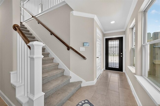 Building Photo - 11911 Briarwood Hill Way