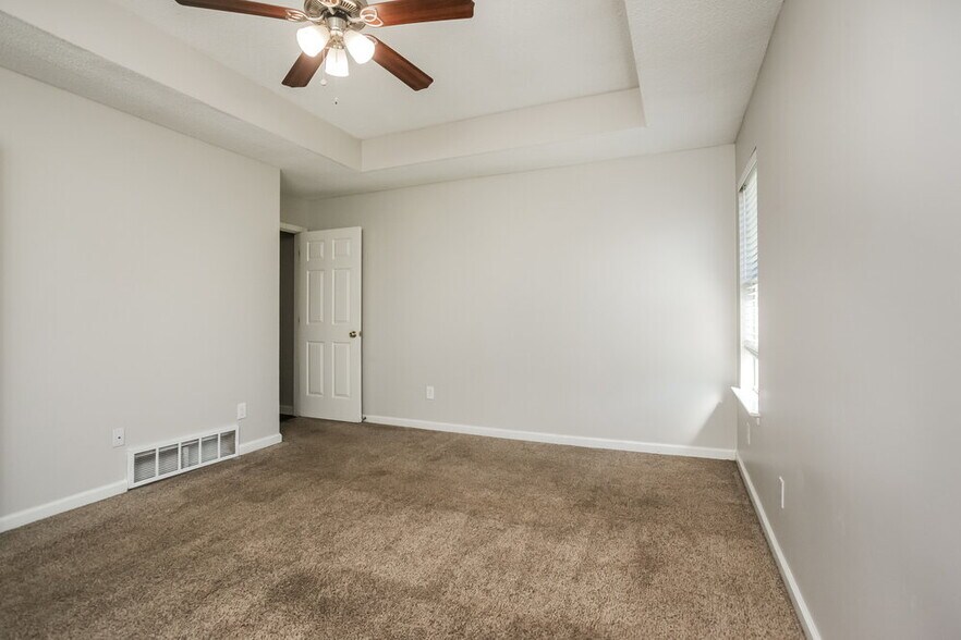 Building Photo - 2806 Maggie Woods Ln