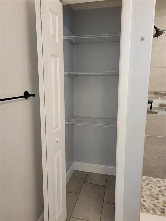 Building Photo - 807 McLain Ct