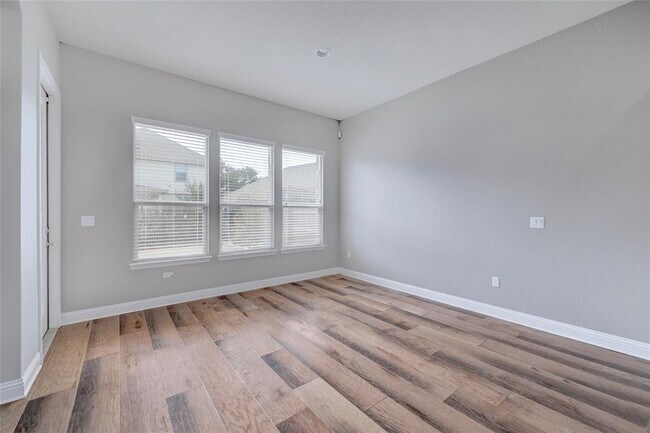 Building Photo - 16017 Jeffs Ln