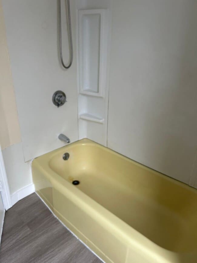 Building Photo - 7 Gowen St