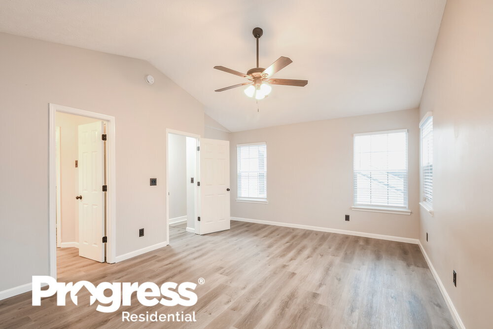 Building Photo - 2136 Walnut Meadow Ct