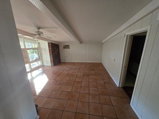 Building Photo - 3987 Berkley Dr