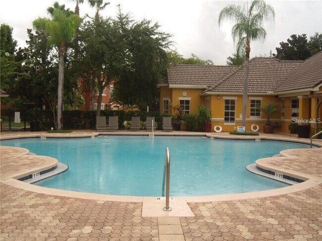 Building Photo - 8818 Villa View Cir