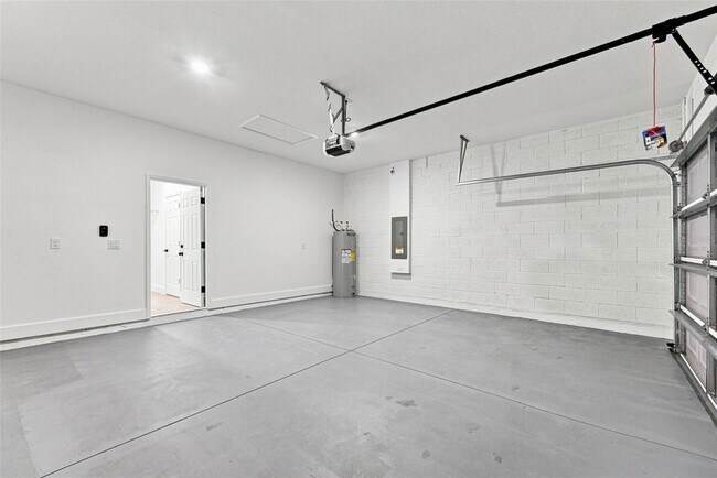 Building Photo - 143 Gondolier Pl