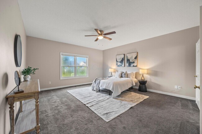 Building Photo - 5935 Pondview Ct