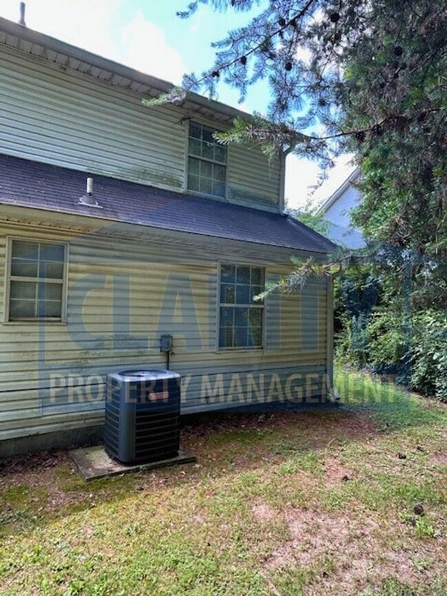 Building Photo - ***Coming soon!!***