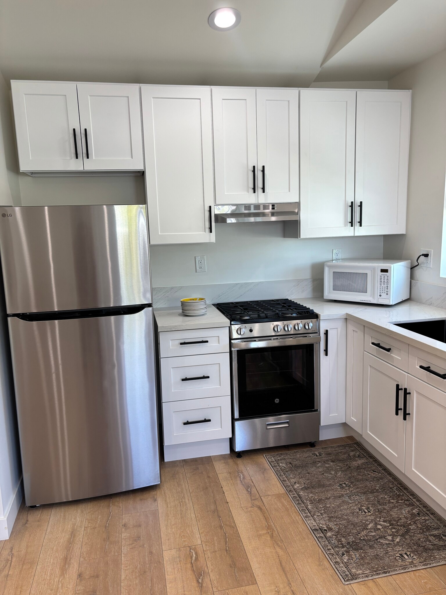 Building Photo - 6038 Maury Ave