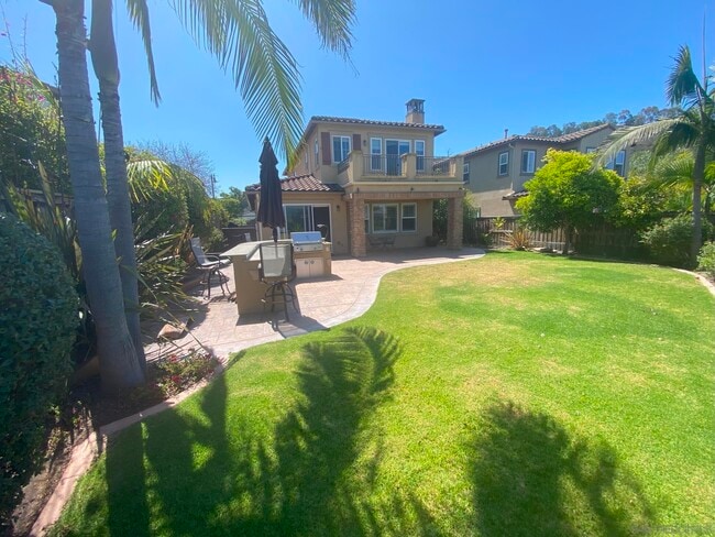 Building Photo - 7422 Sitio Montilla