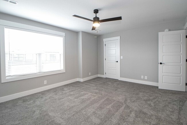 Building Photo - 1605 Jonathan Wade Cir
