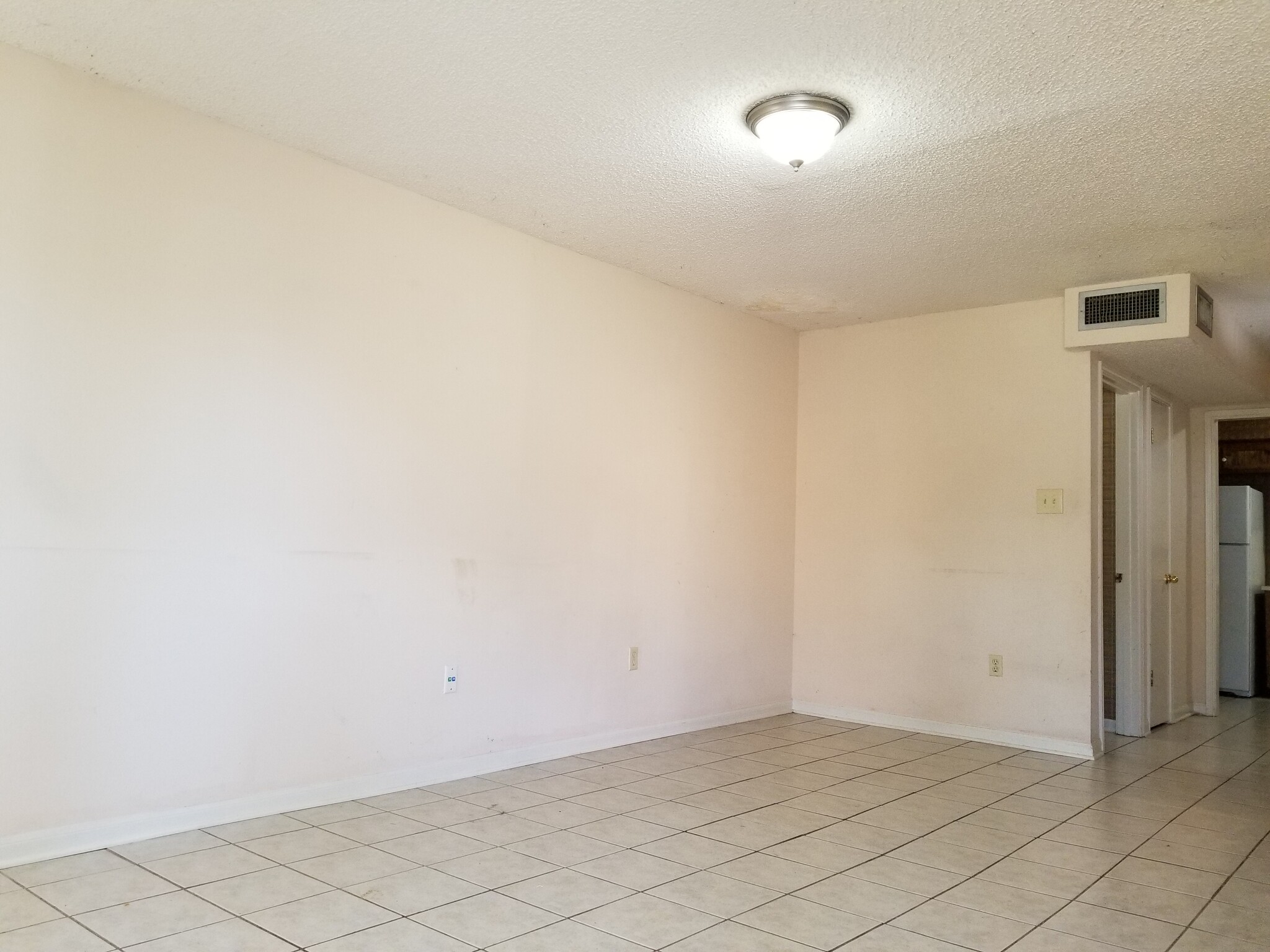 Building Photo - 5236 Brightside View Dr