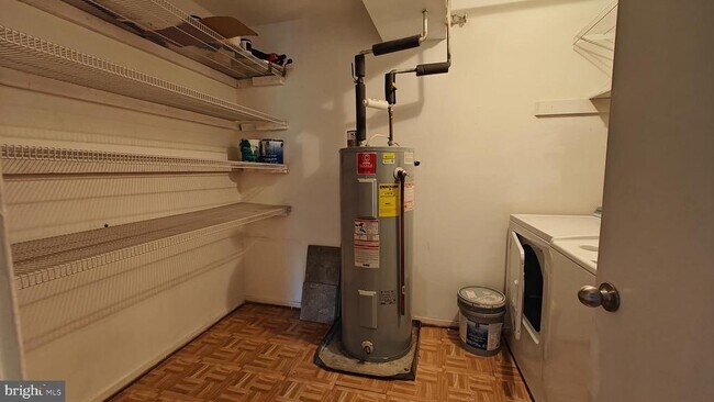 Building Photo - 561 Florida Ave