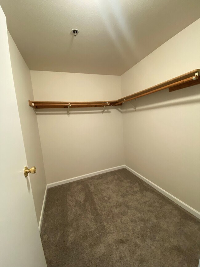 Building Photo - 215 100th St SW